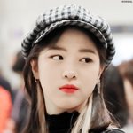 <b>류진</b>