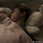 루카스 잠자리 사진 터진거 <b>미</b>쳣네