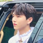 [펜타곤] 진짜 <b>왕자</b>네