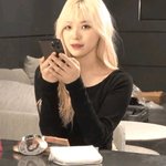 프로미스나인 벌써 하이브 <b>VIP</b> 라운지 쳐 쓰네ㄷㄷ