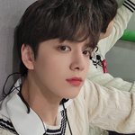 [더보이즈] <b>z플립</b> 사고싶게 만드는 얼굴