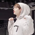[엔하이픈] <b>성훈</b> 이거 움짤 있는 사람??