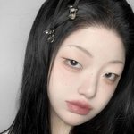 [ㅈㄱㄴ] 근데 ㄹㅇ 중국스럽게 생겼다는게 <b>이런건가</b>봄