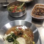 [이것좀봐줘] 알바 밥 잘챙겨주는 역대급 빵집사장님..돈쭐좀 내주세여...