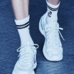 방탄 <b>뷔</b> 다리 약간 신기함