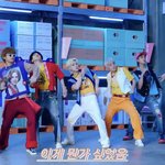 방탄 최근 코디 근황.JPG (<b>feat</b>:코디 대가리에 총맞음?)