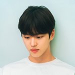 [펜타곤] 베이비페이스에 <b>반전</b><b>몸매</b>인 남돌 원탑