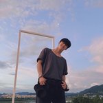 [모두드루와] 남친짤 장인이 확실한 펜타곤 <b>홍석</b>