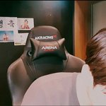 [방탄소년단] 집중하는 정수리 하나 더 <b>득템</b>