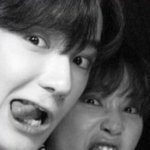 더<b>비언니</b>들 이 사진 원본있나?