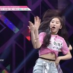 <b>이채연</b> 이 손거울 춤좀 그만 보고싶다