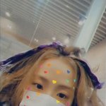 지수 표정에 모든게 담아져있음.jpg