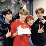 [NCT칠프] 형아반막내 사진 <b>투척</b>