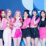 위클리 홀리데이 파티 착장 예쁘지 않았음?