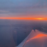 [진격의거인] 저번 비행기에서 석양 같은거?ㅋㅋ봤는데