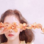<b>섬세</b>하게 빚어놓은 인형 女돌