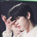 <b>덕후</b> 망상 자극하는 아이돌 분위기