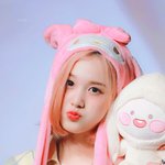 <b>통통</b> 튀는 매력 가득한 걸그룹 멤버