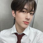 아빠 생신이신데 생신선물 <b>디어</b>달링 ㄱㅊ음…? 참고로 아빠 화장하심
