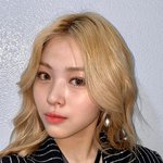 <b>류진</b>까글 사진선정을 왜 이걸로 했지?
