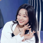 방탄 수록곡 유명한거 곡으로 유명한게 아니라 스테이씨 <b>류진</b> 있지