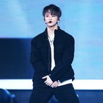[NCT칠프] 난 마크 이런 착장이 좋음.. 솔직히 <b>정장</b>보다..