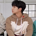 <b>세븐틴</b>이 입은 후드<b>티</b>의 실체.jpg