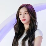 매일 봐도 <b>익숙</b>해 지지 않는다는 여돌 얼굴