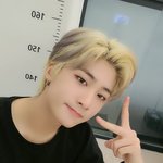 [엔터톡] 야생돌 <b>자작랩</b>