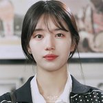 <b>촉촉</b>한 립이 잘어울리는 남돌 없니