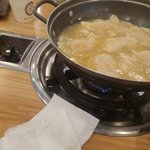 [댓글부탁해] <b>주방</b>가위로 앞머리 자르고 다시 가위통에 꽂아두는 만두집