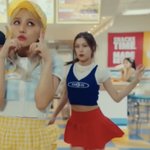 웨이비 <b>리수</b> 전소연 뮤비에 나왔었네