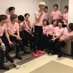 [NCT드림] 여기서 누가 엔시티 막내인지 <b>한눈</b>에 보이네……….