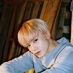 [이태용] 작년 <b>생일</b>에 공트에 올라온 <b>사진</b>