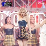 블랙핑크 로제 금발+<b>체크무늬</b>