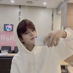 [스키즈] 오늘꺼 후드티 승<b>민수</b>하려고 했는데…