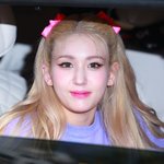 하이틴 주인공 느낌의 <b>여</b><b>돌</b> 분위기