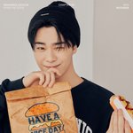 [모두드루와] <b>문빈</b> 네이키드니스 화보 진짜 ㄹㅈㄷ 아님 ?