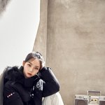 카라나 아이더 입은거 조카 <b>나경</b>아 너가 내 욕했다며