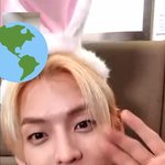 [BTOB] 민혁이 영통에선 진짜 토끼<b>머리띠</b> 쓰고왔네