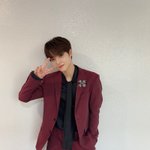[모두드루와] 트레저 <b>지훈</b> 수트 입으니 남성미 넘침