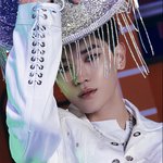 [NCT칠프] 이거 <b>모자</b> 치우면