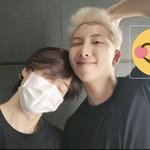 [군대] <b>세</b>명이서 찍은<b>줄</b>