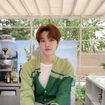 [드루와] 환절기라 그런지 <b>콧물</b> 질질 흘리는데