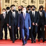 [모두드루와] 방탄 청와대 사진 뜬거 봤음?