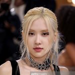 로제 <b>이</b> 메이크업 <b>안</b>어울리는 이유