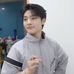 [스키즈] 이엔이 <b>옷</b> 정보 아는<b>테</b>이ㅠ(댓들이 다 삭제됐길래 다시...