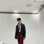 서 있으면 멋있는 <b>패널</b> 같은 男돌