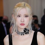 로제 감독이랑 멧<b>갈라</b> 온 프랑스 배우같다