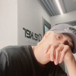[더보이즈] <b>선우</b> 이사진 다르게 보인다
